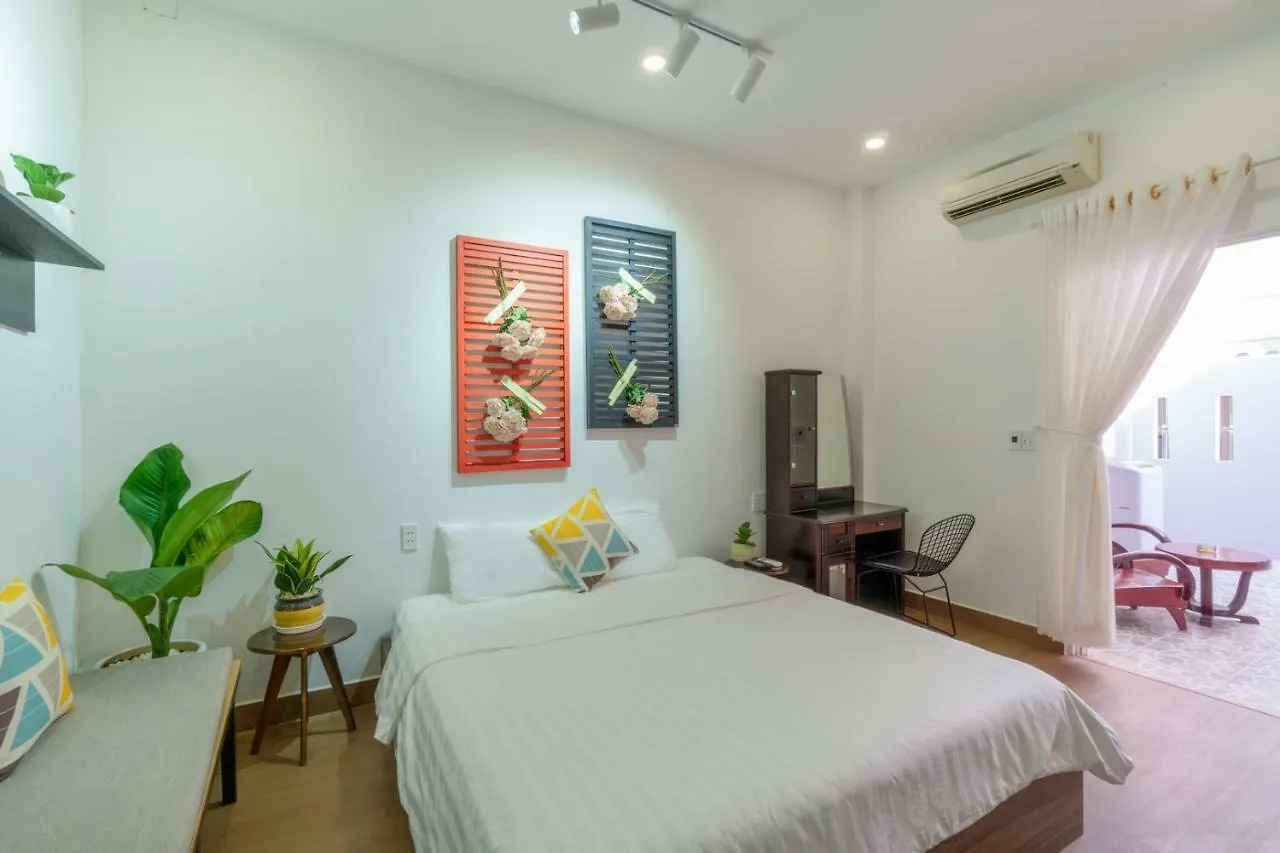 F5 Homestay Дананг
